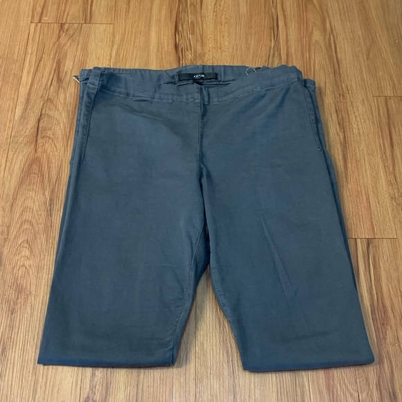 Joe’s Jeans Grey Ankle Zip High Rise Legging - Picture 5 of 13